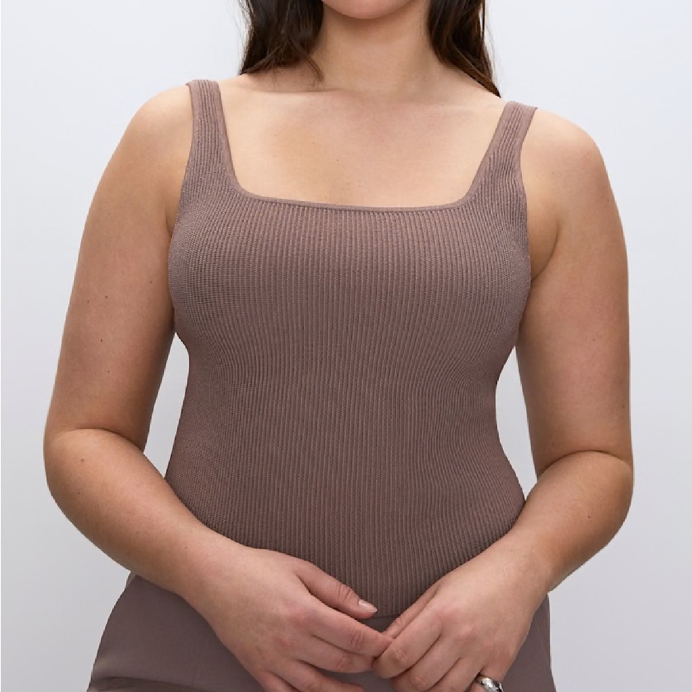 SCULPT KNIT TANK